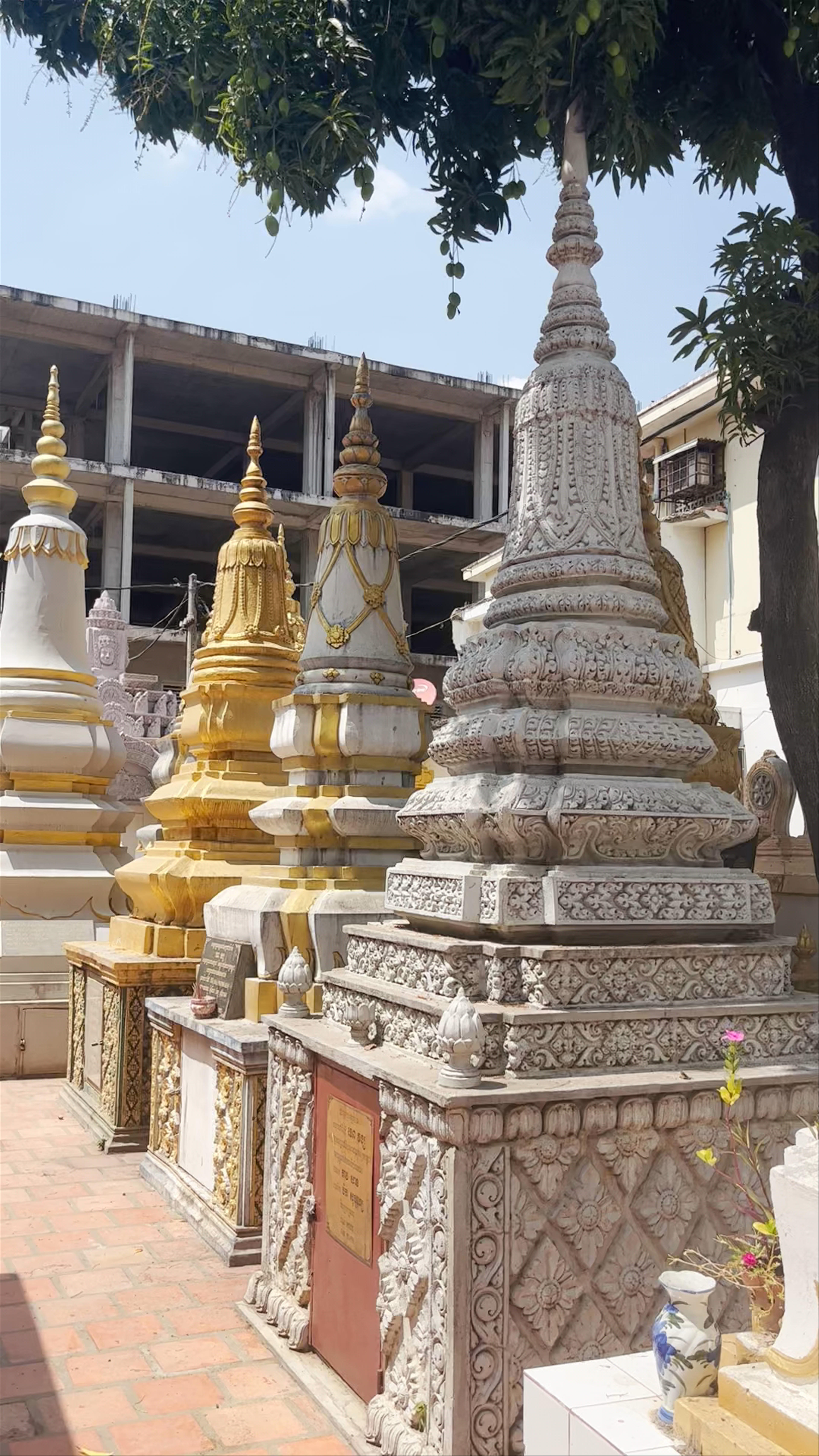 Wat Ounalom Monastery