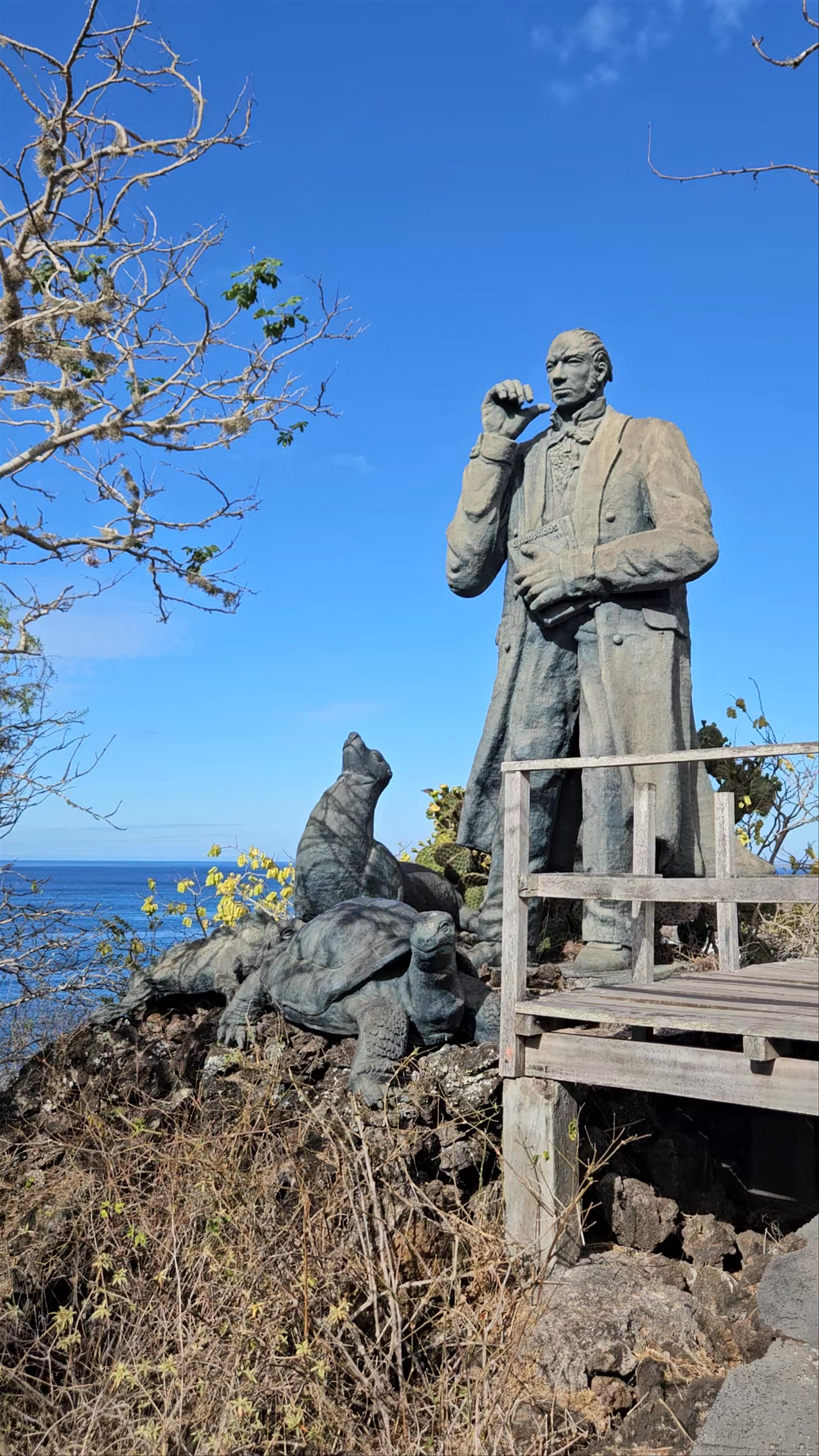 Monumento a Charles Darwin