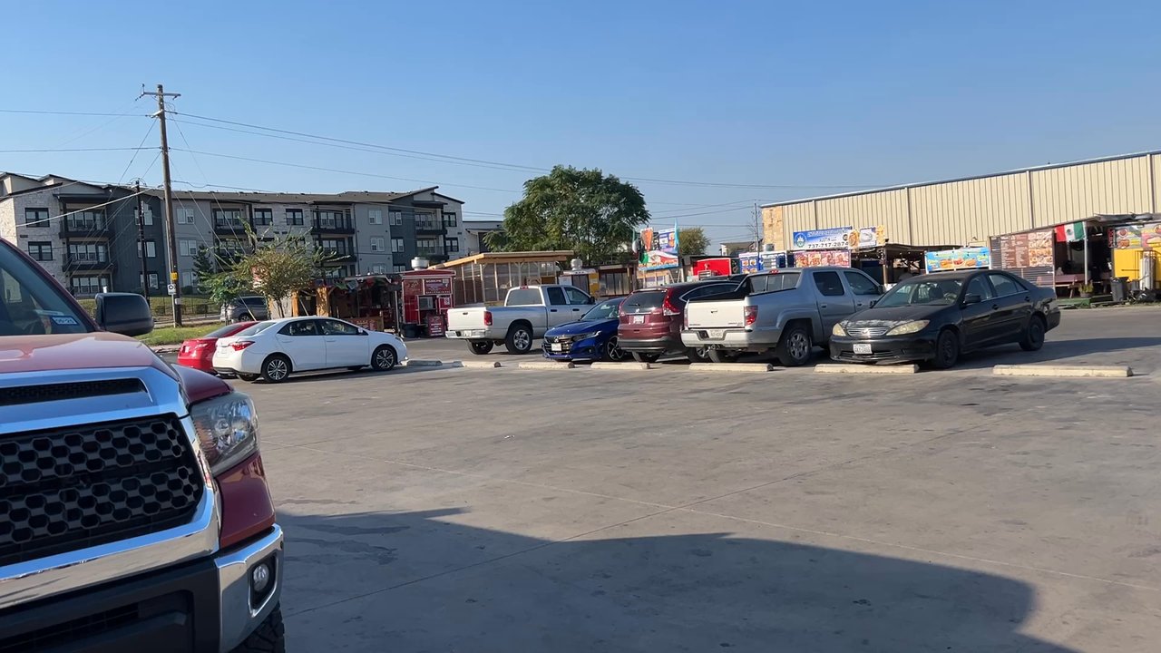 Asian Food - Outdoor food court - Chinese Near Me - Austin, Texas