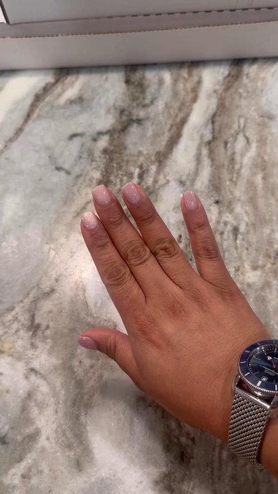 Muses Nails - Small heart on my thumb - Nail Salons Near Me - Saint James, New York