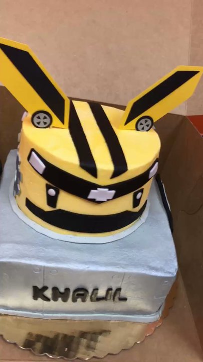 That Cake Place - Bumblebee Inspired Cake!! - Custom Cakes Near Me - River Oaks, Texas