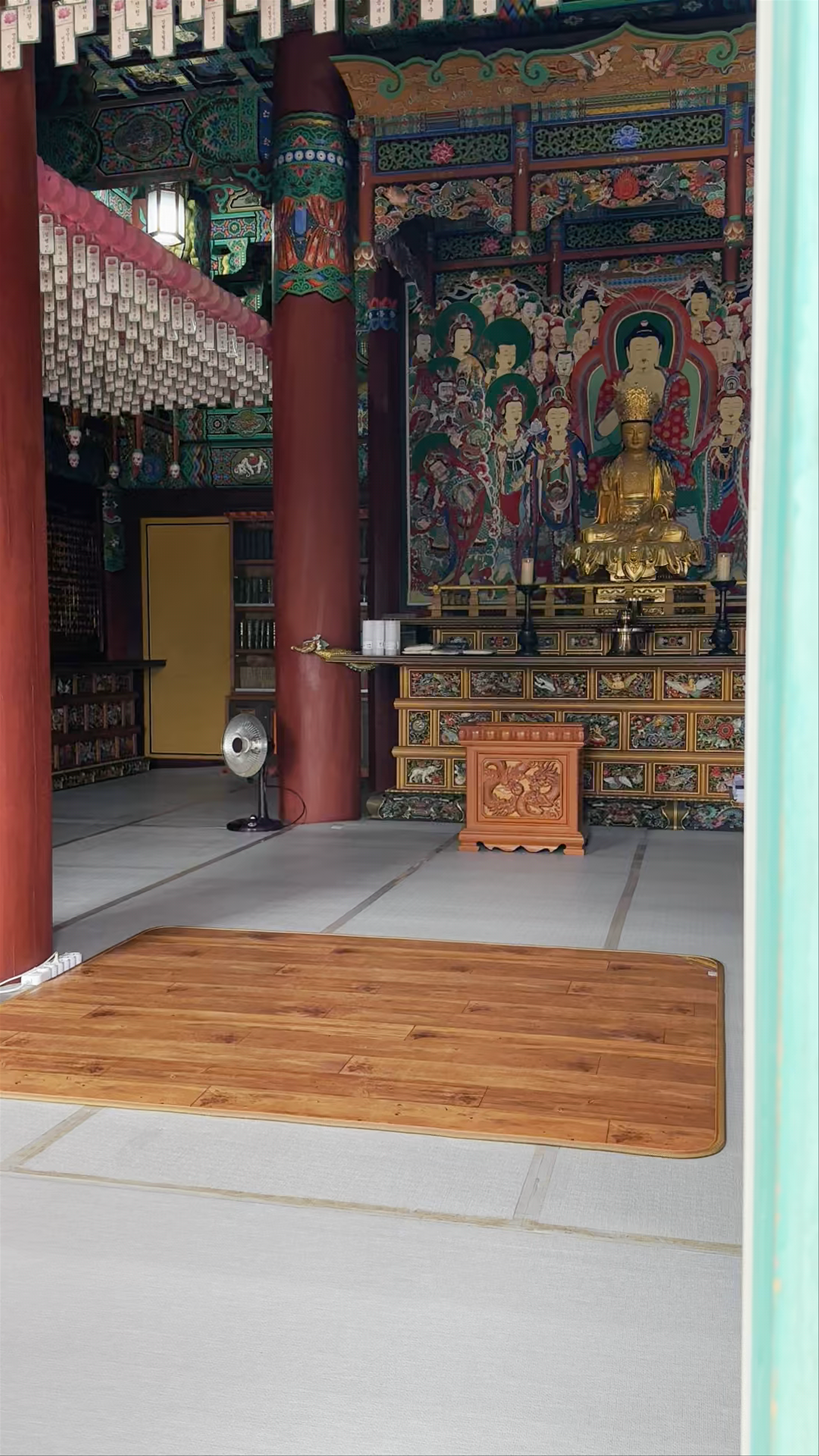 Tranquil Spiritual Escape at Naksan Pavilion, Seoul