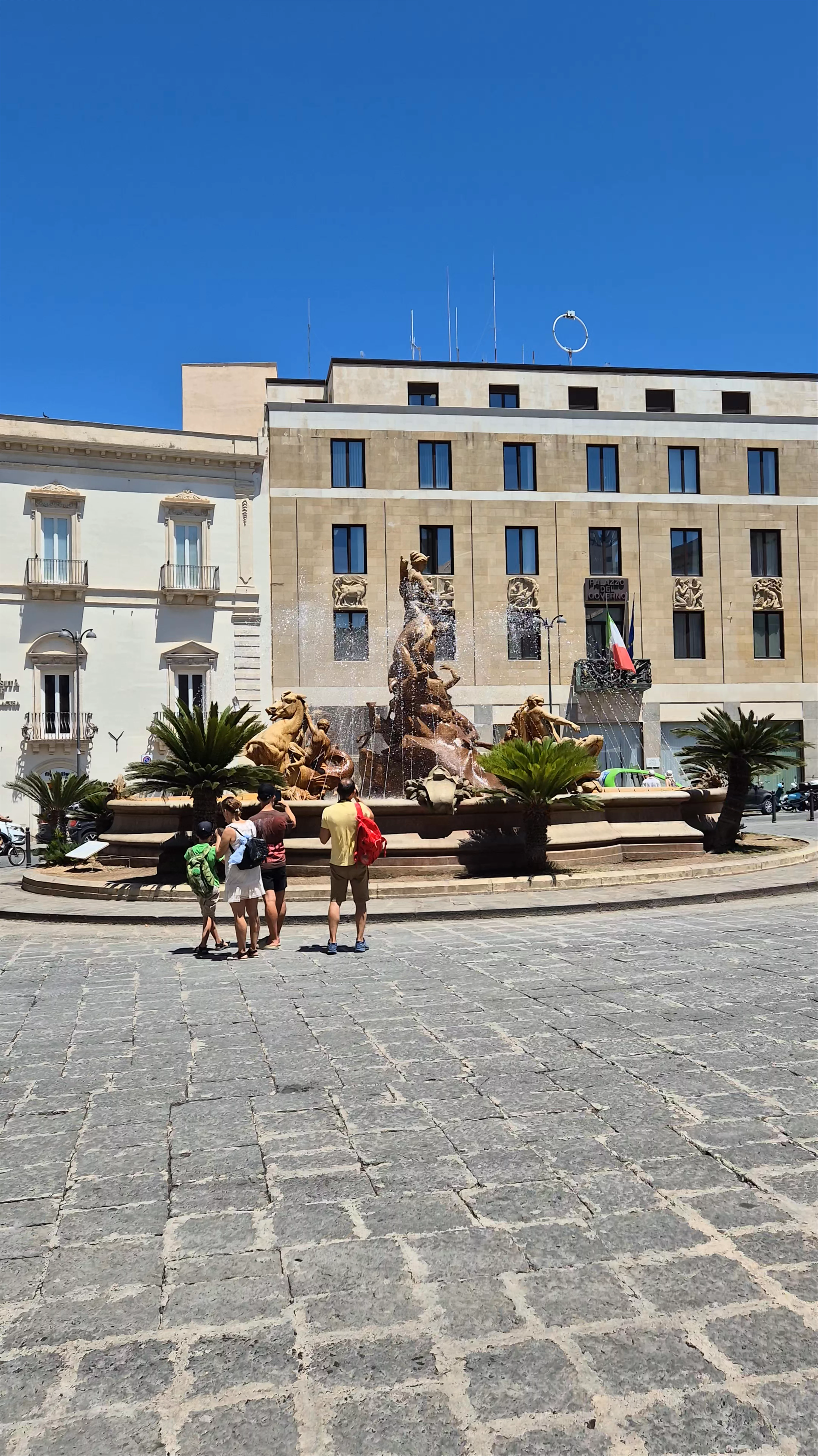 Fountain of Diana, Piazza Archimede
