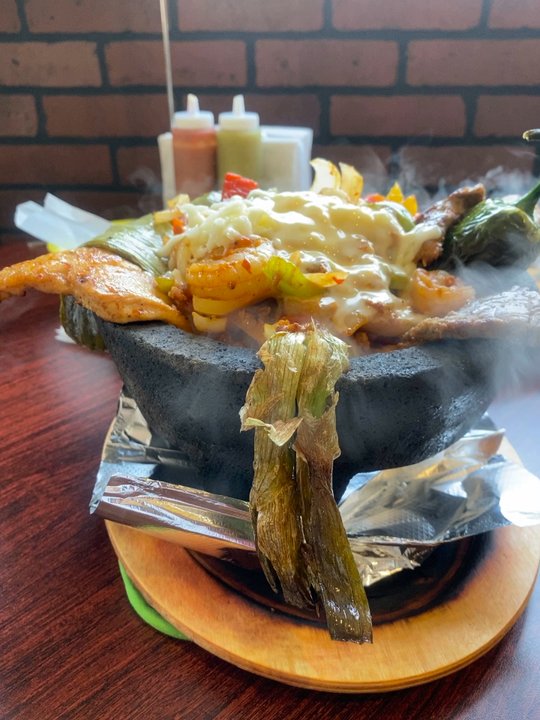 Los Jarritos - Mexican Near Me - LaSalle, Illinois