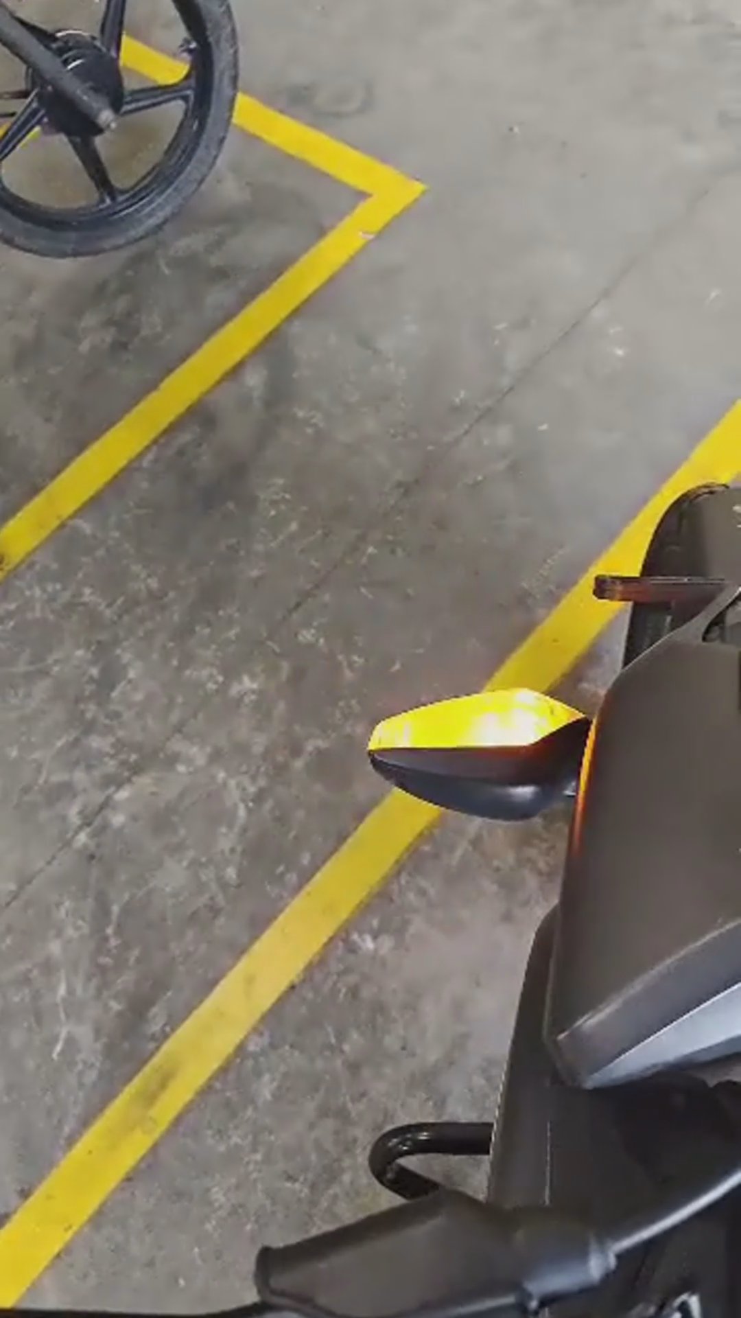 Walk-around video thumbnail