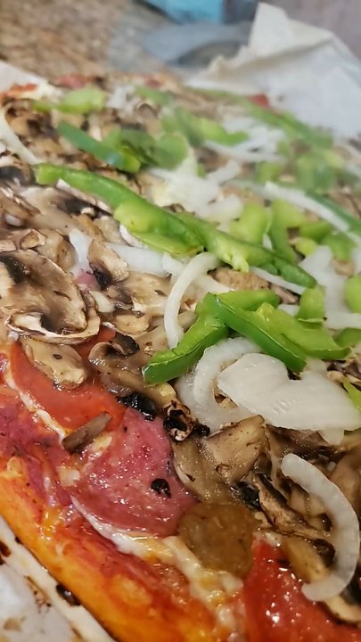 Bobs Take-N-Bake Pizza - Combination no olives XL - Pizza Near Me - Modesto, California