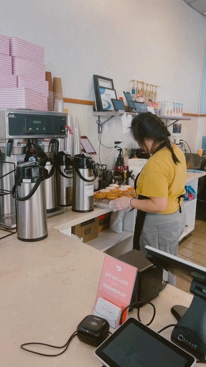 Natomas Donuts - Crème brûlée torch - Donuts Near Me - Sacramento, California