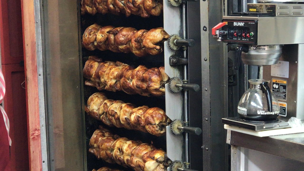 Cuchifritos - Roast chicken goodness - Puerto Rican Near Me - New York, New York