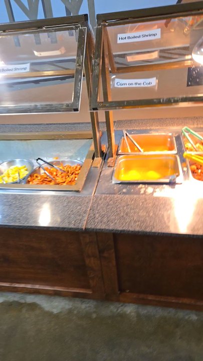 Seafood Junction - Buffet items - Seafood Near Me - Byhalia, Mississippi