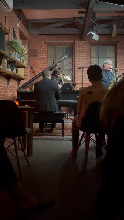 Monks Jazz Club - Rat Trap by Aaron Easley - Jazz & Blues Near Me - Austin, Texas