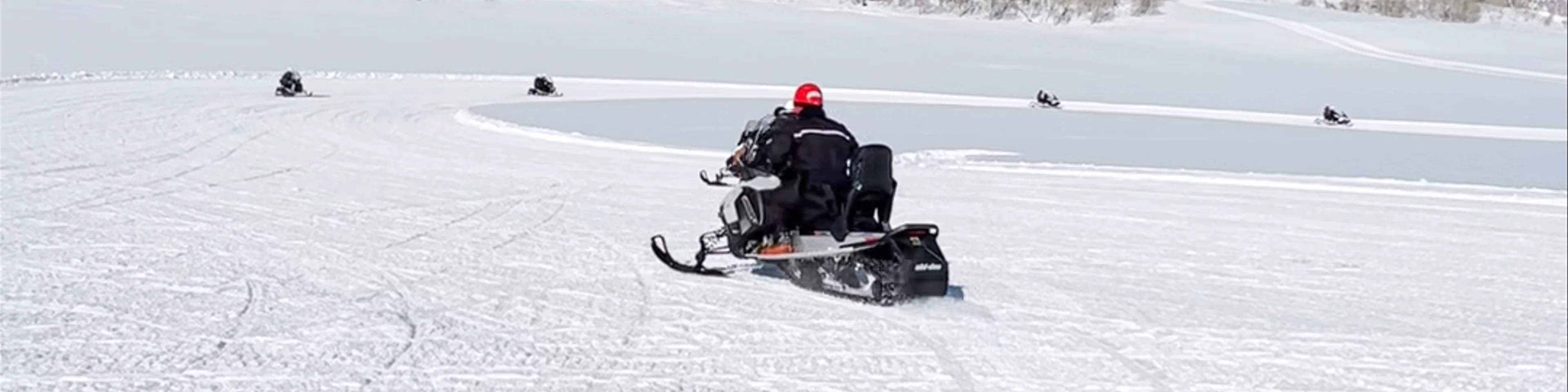High Country Snowmobile Tours - Heeney Outpost