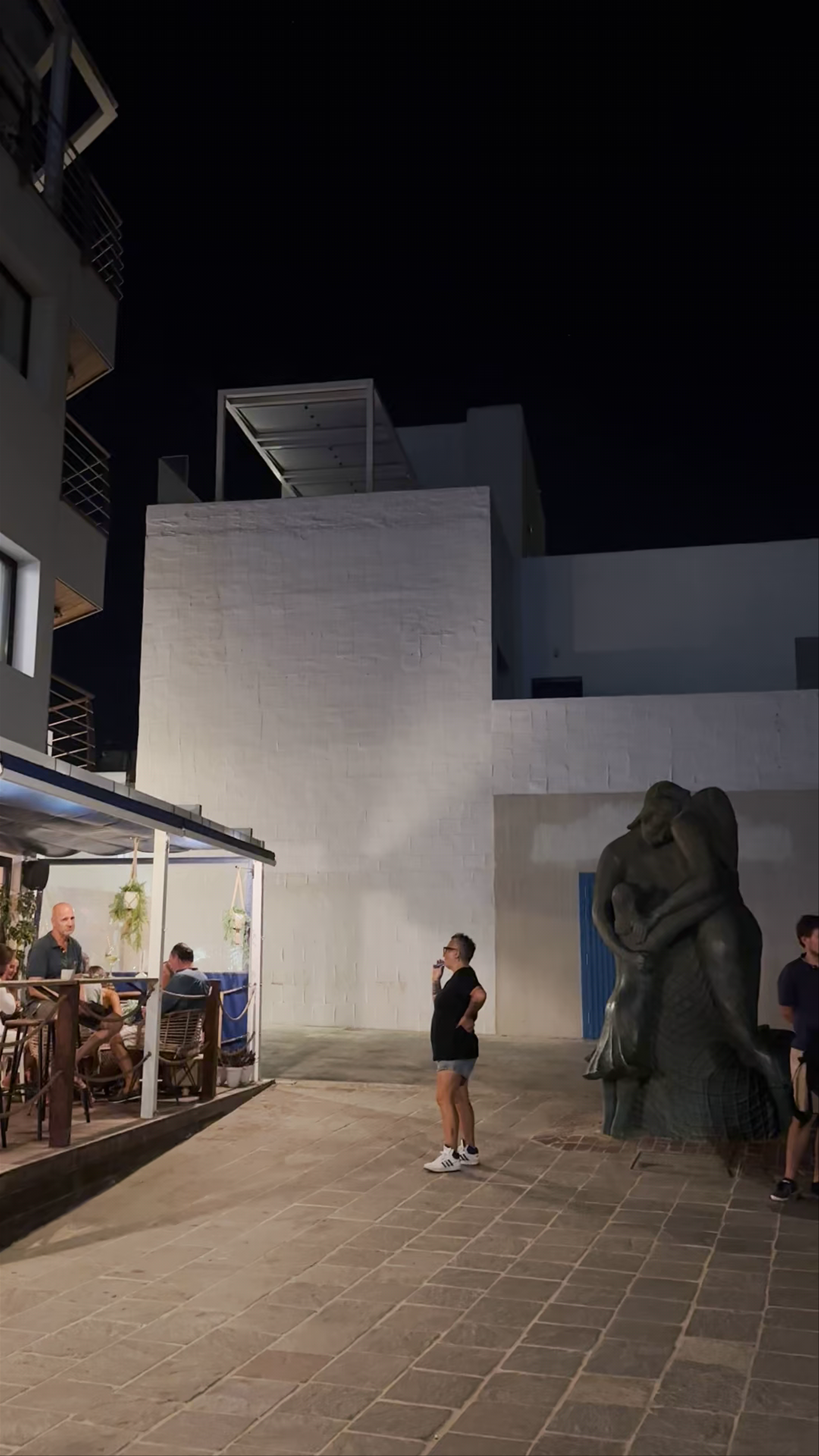 Nightlife and Dining at Barracuda, Corralejo
