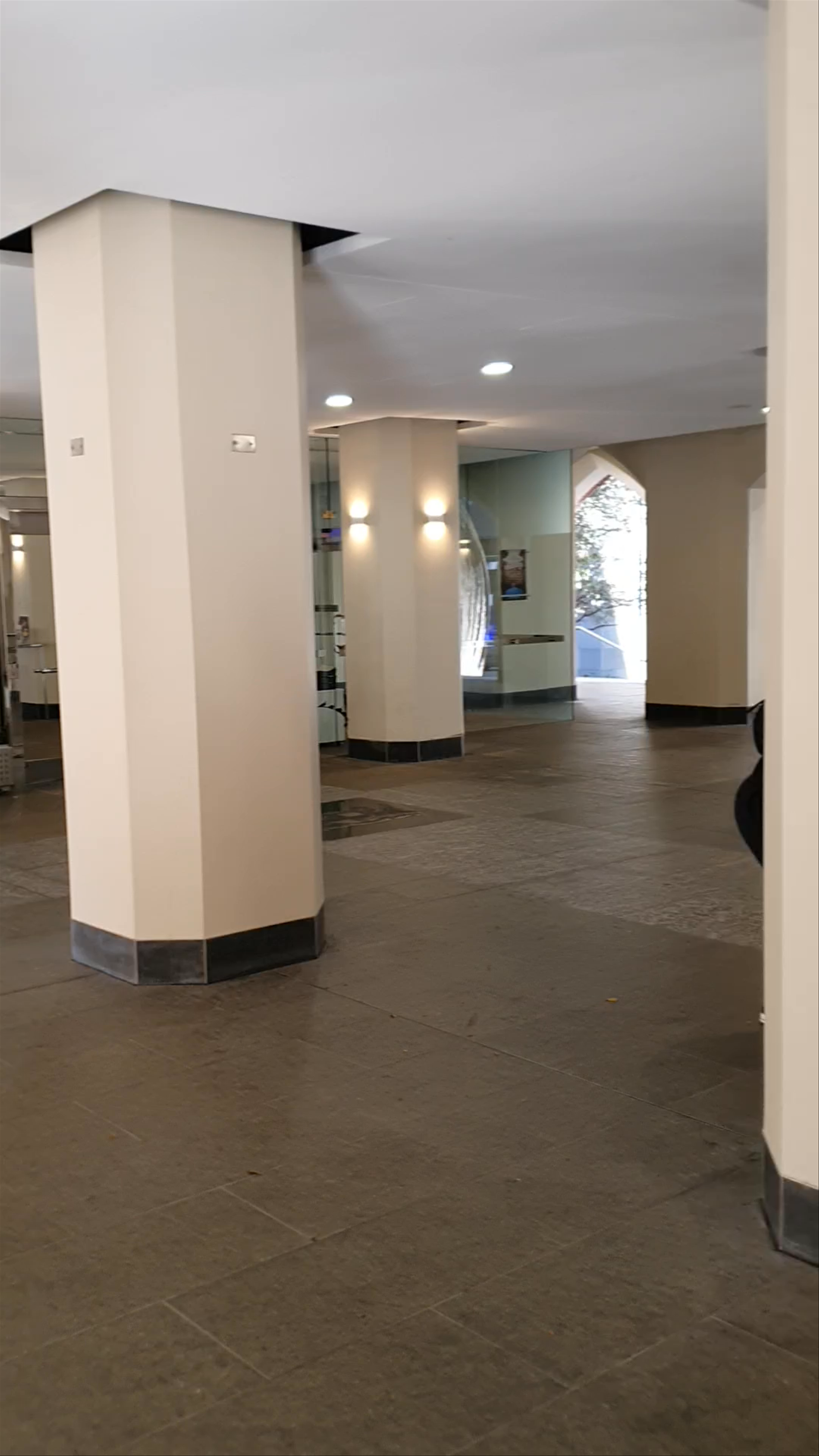 Exploring Perth Town Hall: Heritage Architecture and Urban Vibes