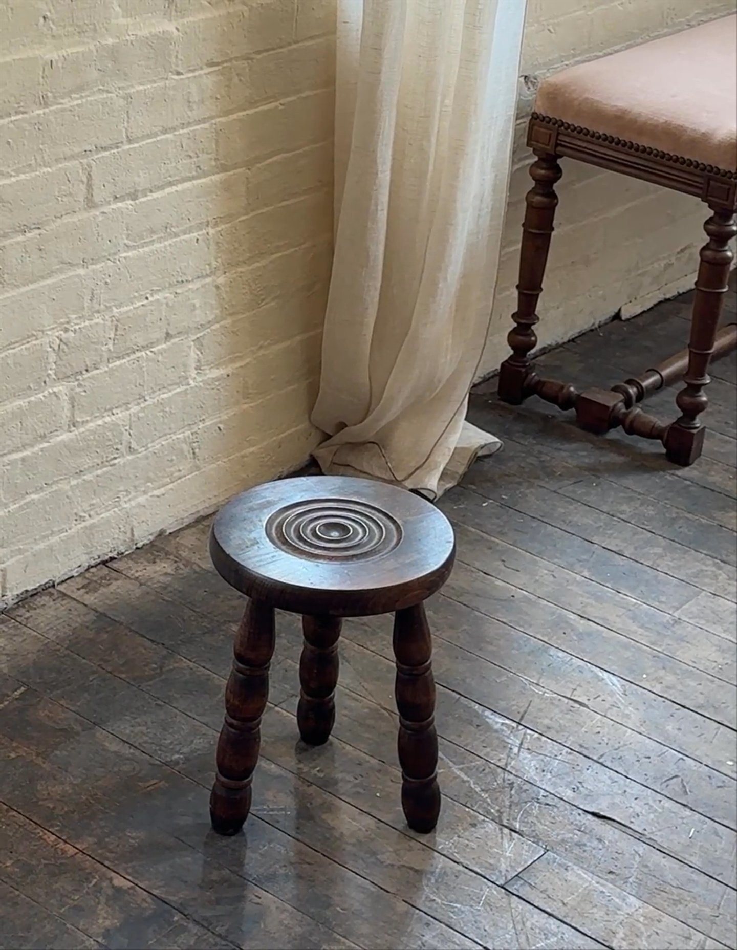Bobbin Stool - 1