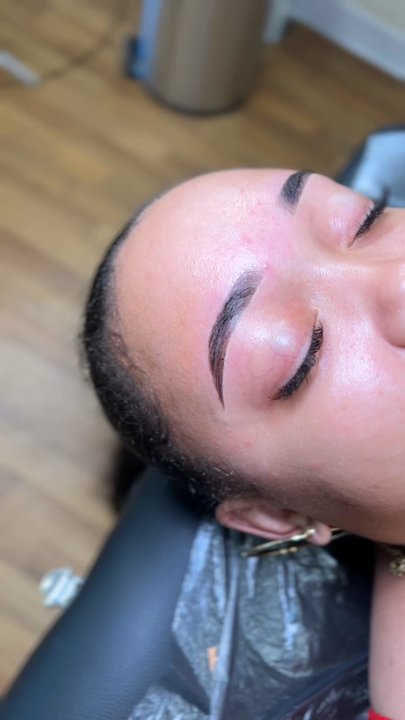 Bliss Beauty - Eyebrow Wax and Tint - Estheticians Near Me - Ferndale, Michigan