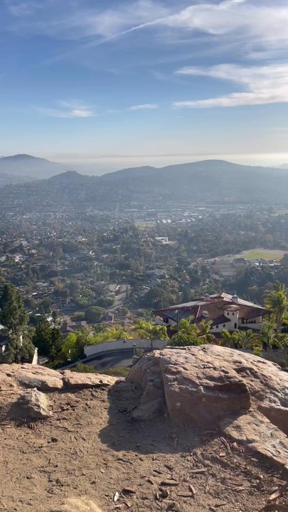 Mt Helix Park - Amazing view of SD and MX - Parks Near Me - La Mesa, California