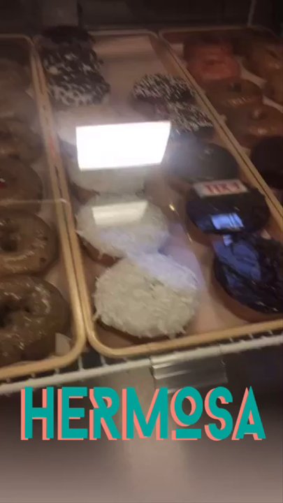 Hermosa - I have to try their donuts when I go back. - Burgers Near Me - Chicago, Illinois