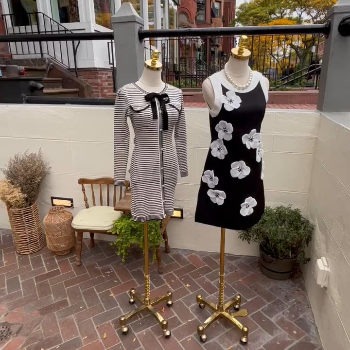 The Stone Flower - Store entrance - Accessories Near Me - Cambridge, Massachusetts