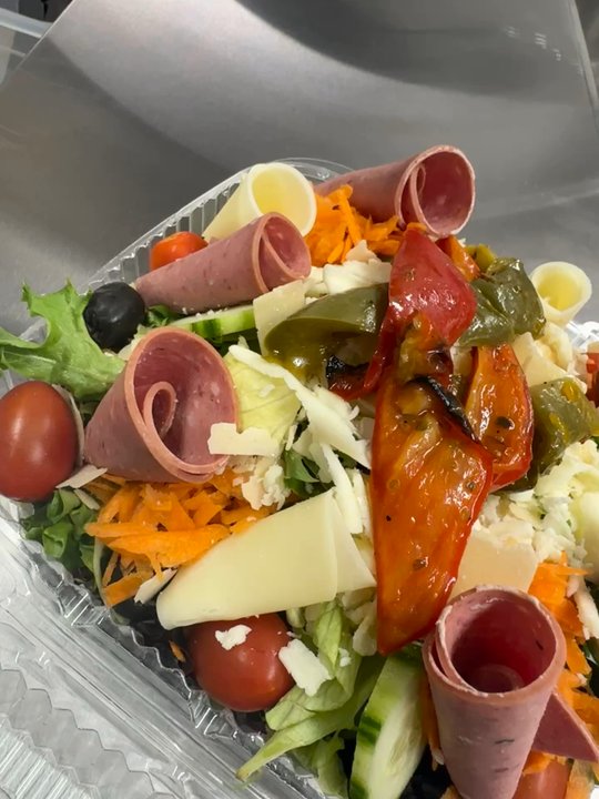 Vinny's Pizza Restaurant - Antipasto salad - Italian Near Me - Bridgeport, Connecticut