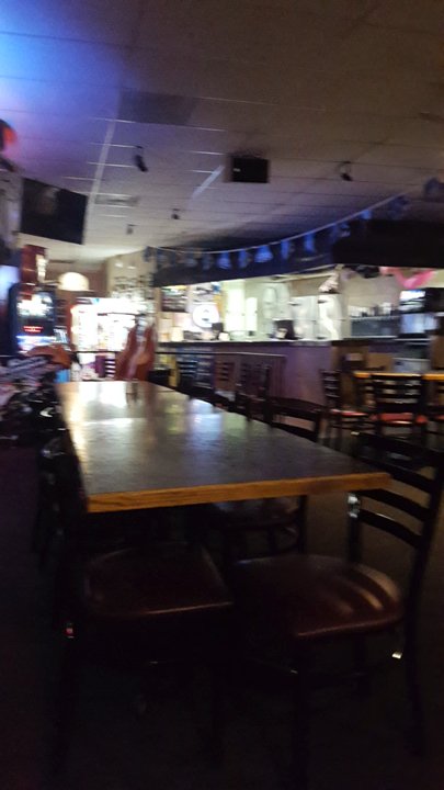 Ciro's Pizza - When you're the only one here but they act like it's busy af - Pizza Near Me - Buena Park, California