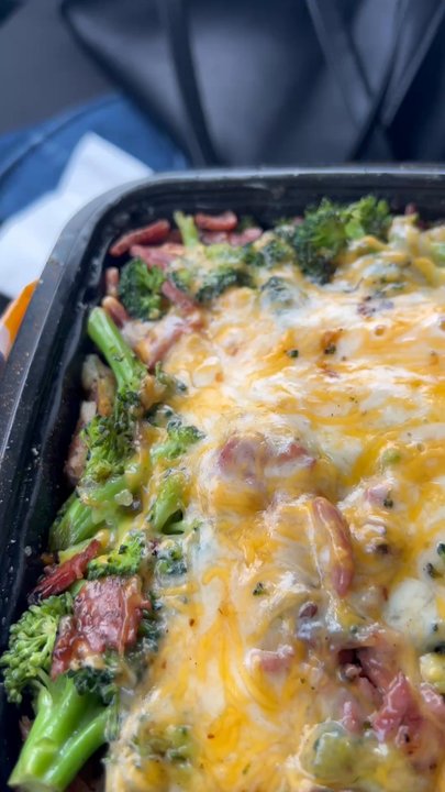 Mr Potatoes - It was hot and fresh but I couldn't stop eating it - American Near Me - Hawthorne, California