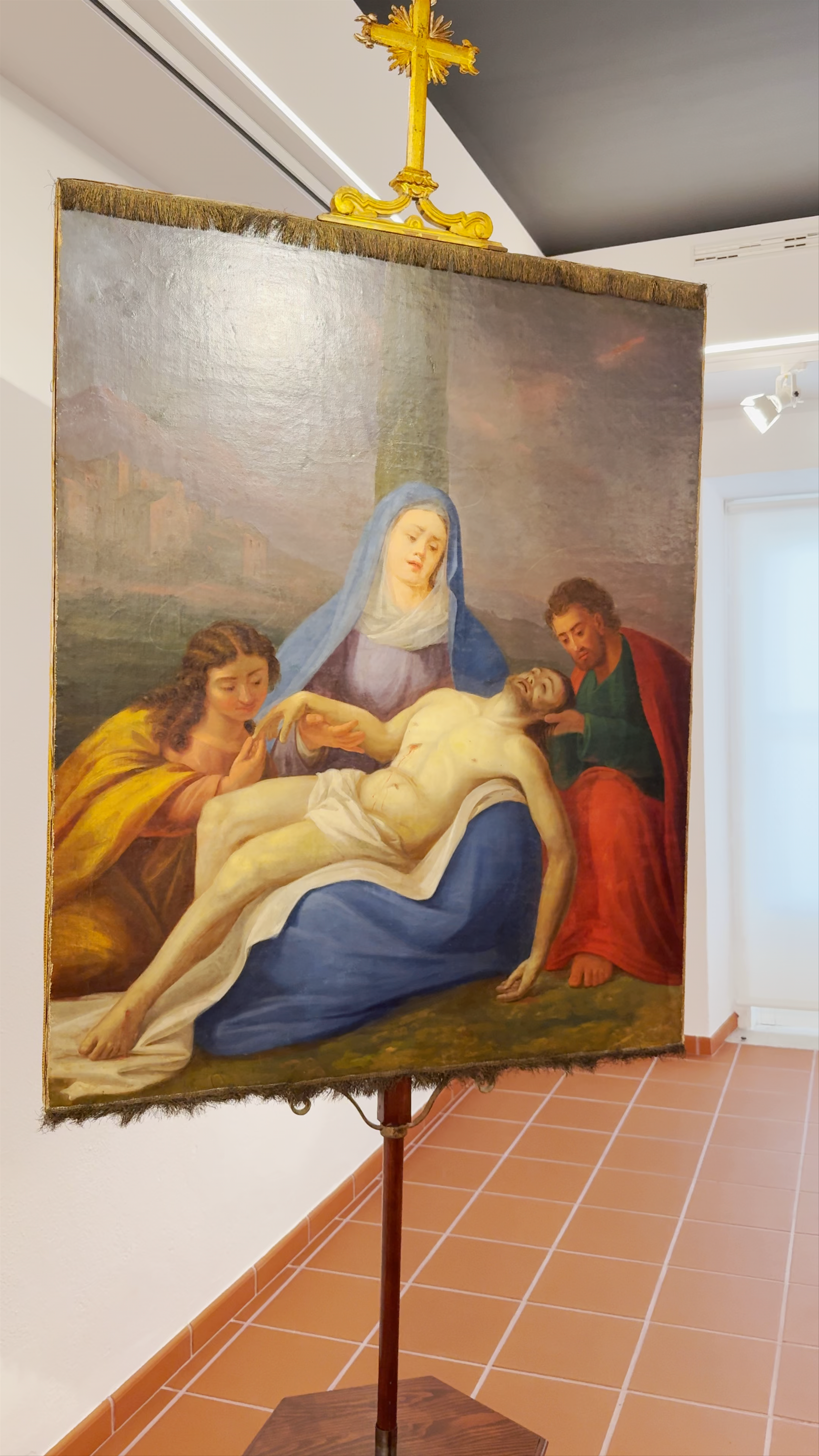 Igreja de Nossa Senhora da Misericórdia: Timeless Sacred Art in Cascais, Portugal