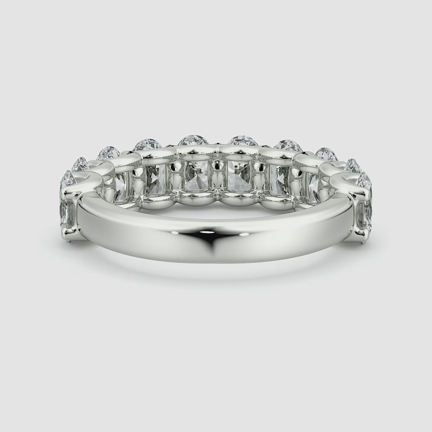 Anillo Eternity | Oval | 18k | Oro blanco | bandStyle: half | caratWeight: 2.5ct