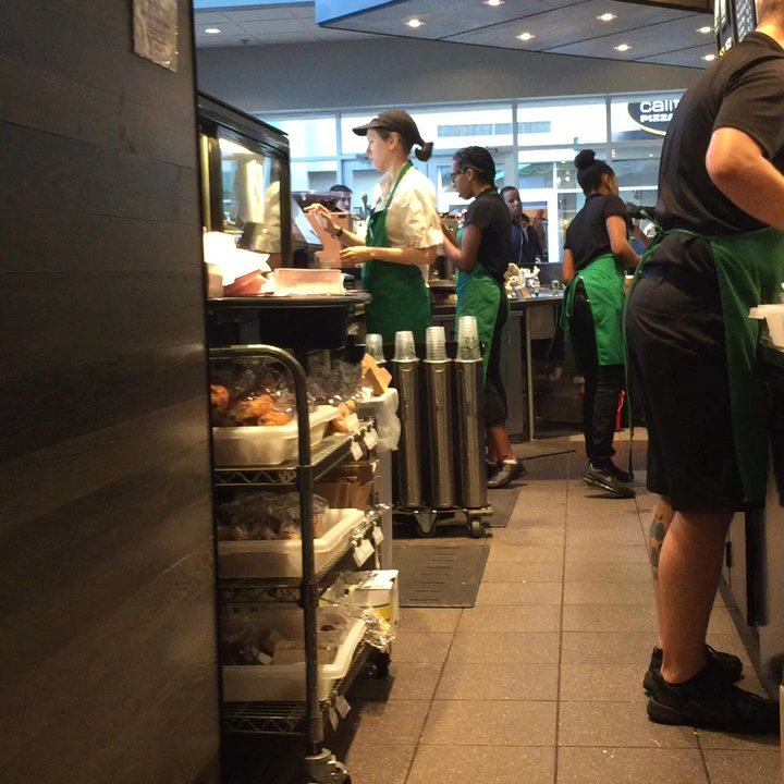 Starbucks - New Starbucks - Coffee & Tea Near Me - Arlington, Virginia