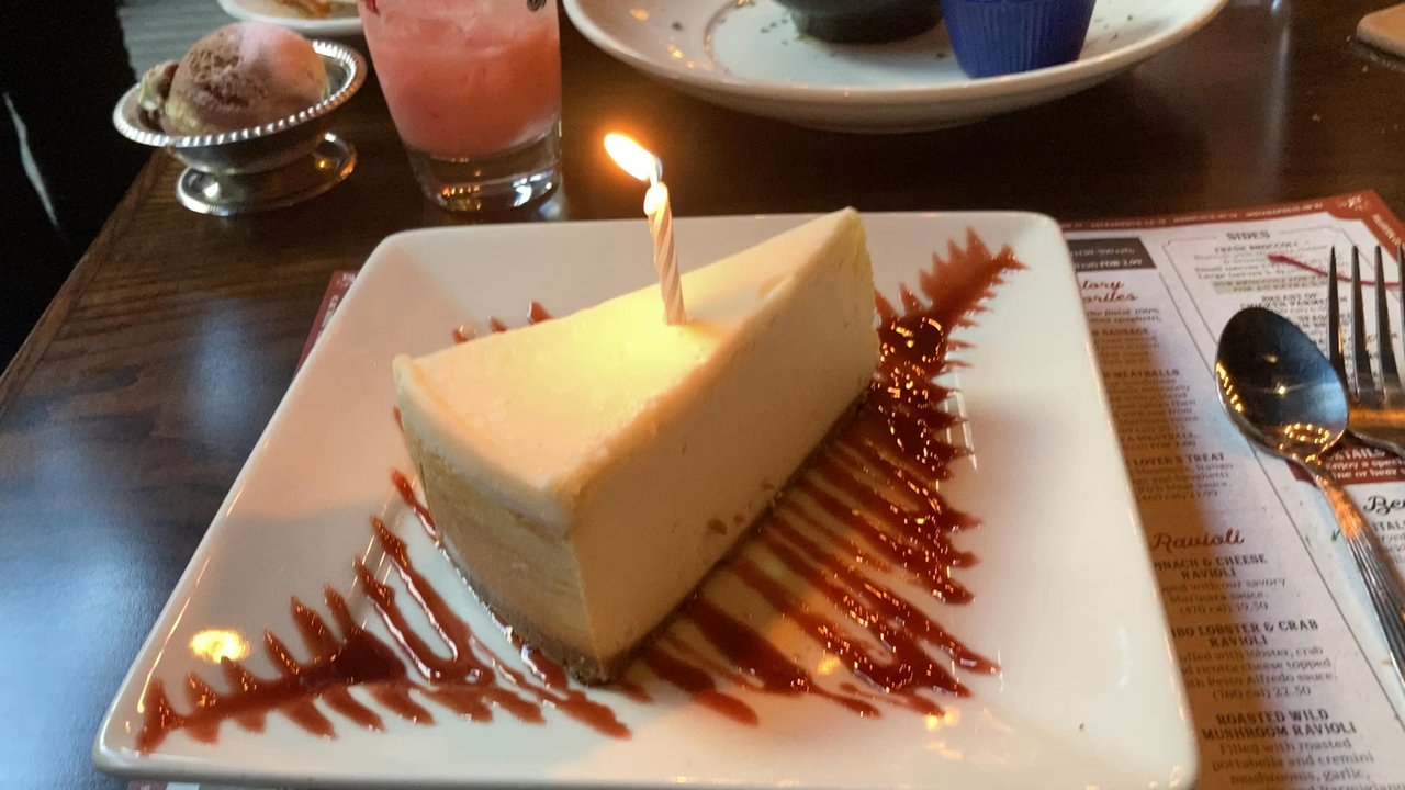 The Old Spaghetti Factory - New York Cheesecake - Italian Near Me - Eugene, Oregon
