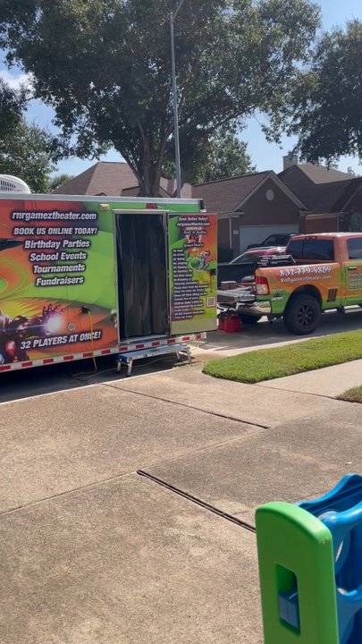 Rock 'N' Rollin' Gamez Theater - Game Truck Rental Near Me - Katy, Texas