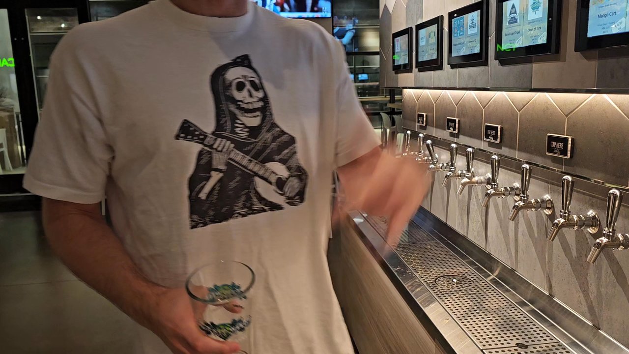 Hoppin’ River North - Jeff - Beer Bar Near Me - Nashville, Tennessee