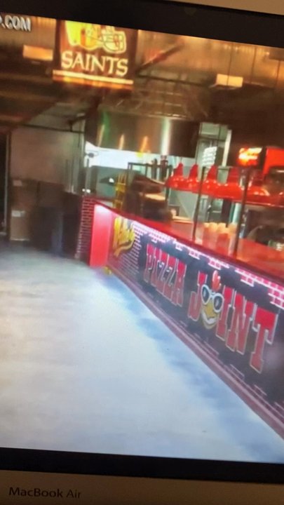 Willie's Pizza Joint - Might wanna think twice before going here ((((RATS)))) - Pizza Near Me - New Orleans, Louisiana