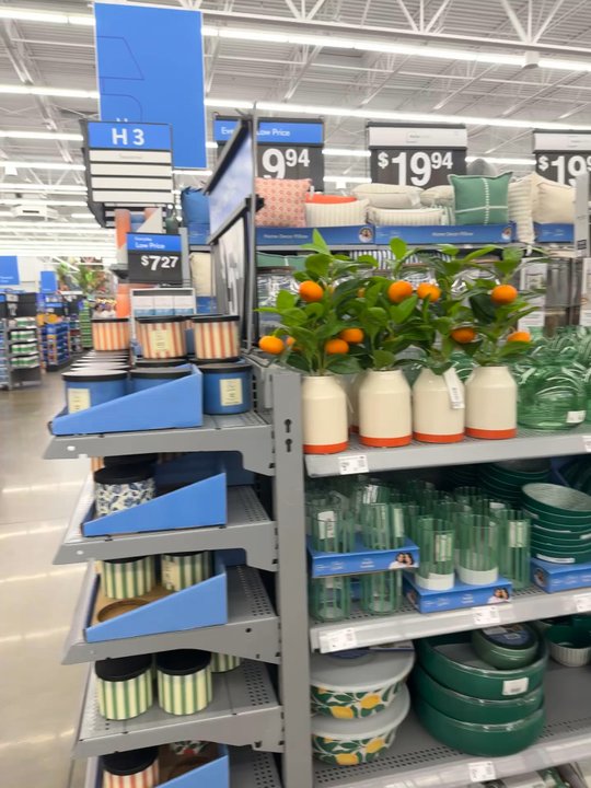 Walmart Supercenter - How clean and nice it looks! - Grocery Near Me - Mountain Home, Arkansas