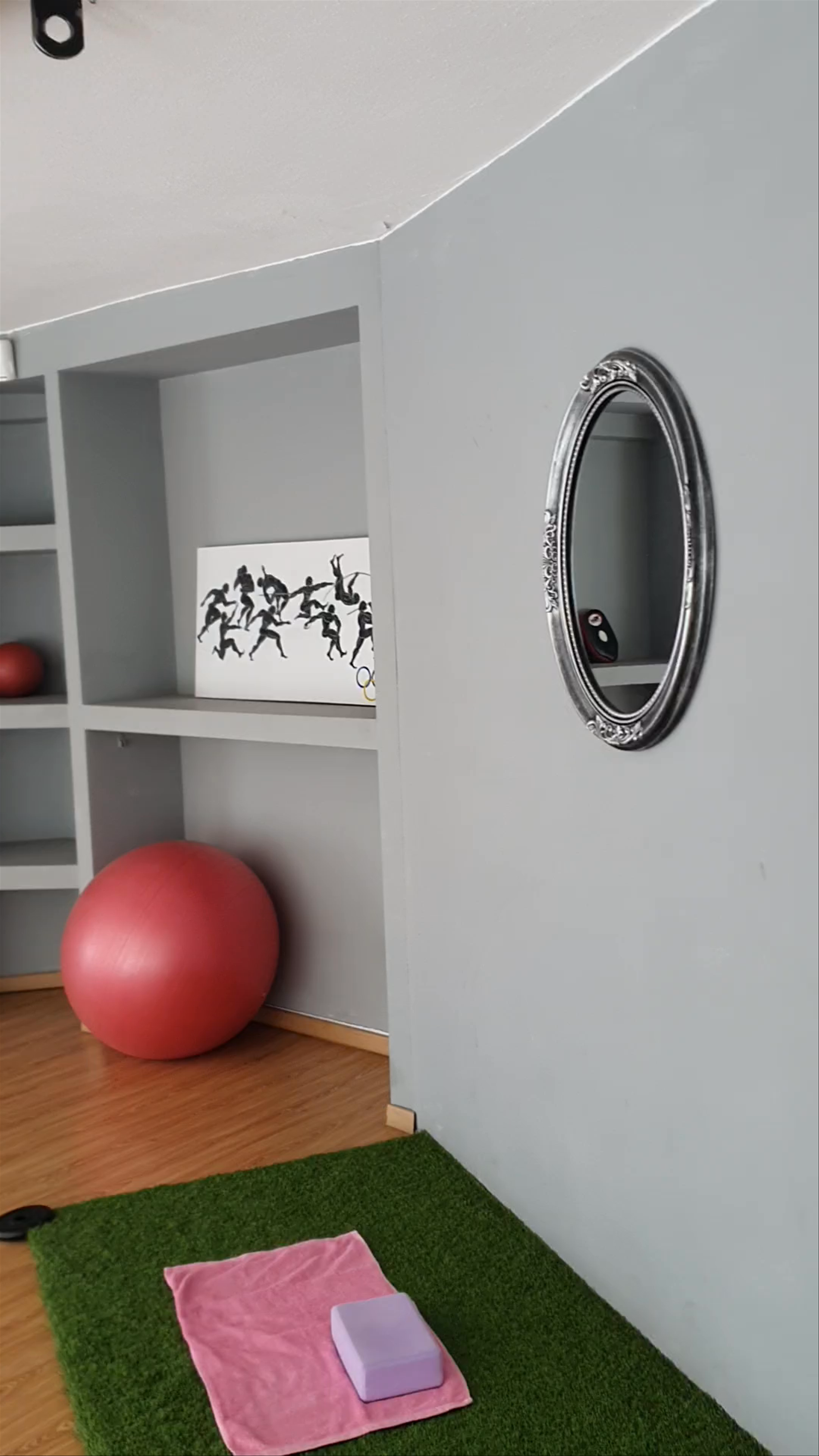 Gold's Gym Pilates Studio Tour in Ilioupoli, Greece