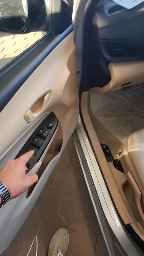 تويوتا يارس YX 2022