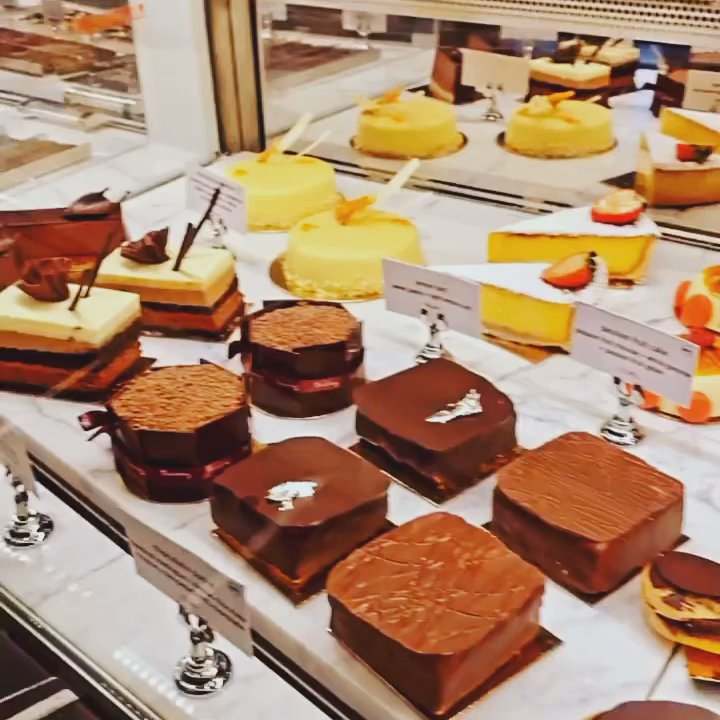Thierry - Mount Pleasant - So many yummy desserts! - Desserts Near Me - Vancouver, British Columbia