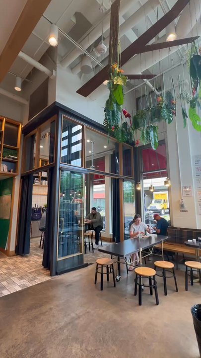 Commonwealth Joe - Cafes Near Me - Arlington, Virginia