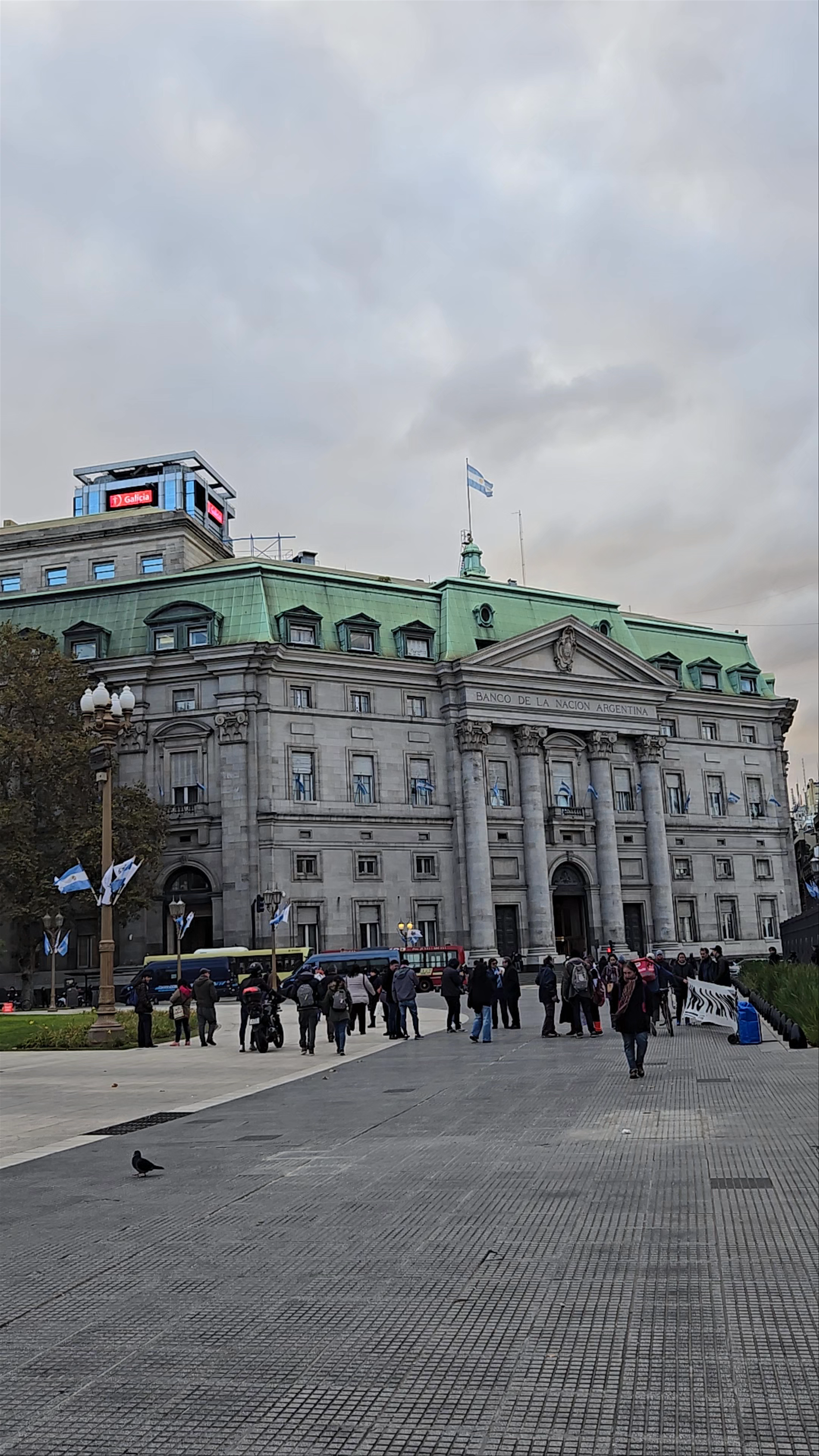 Plaza de Mayo: Heartbeat of Buenos Aires History and Culture