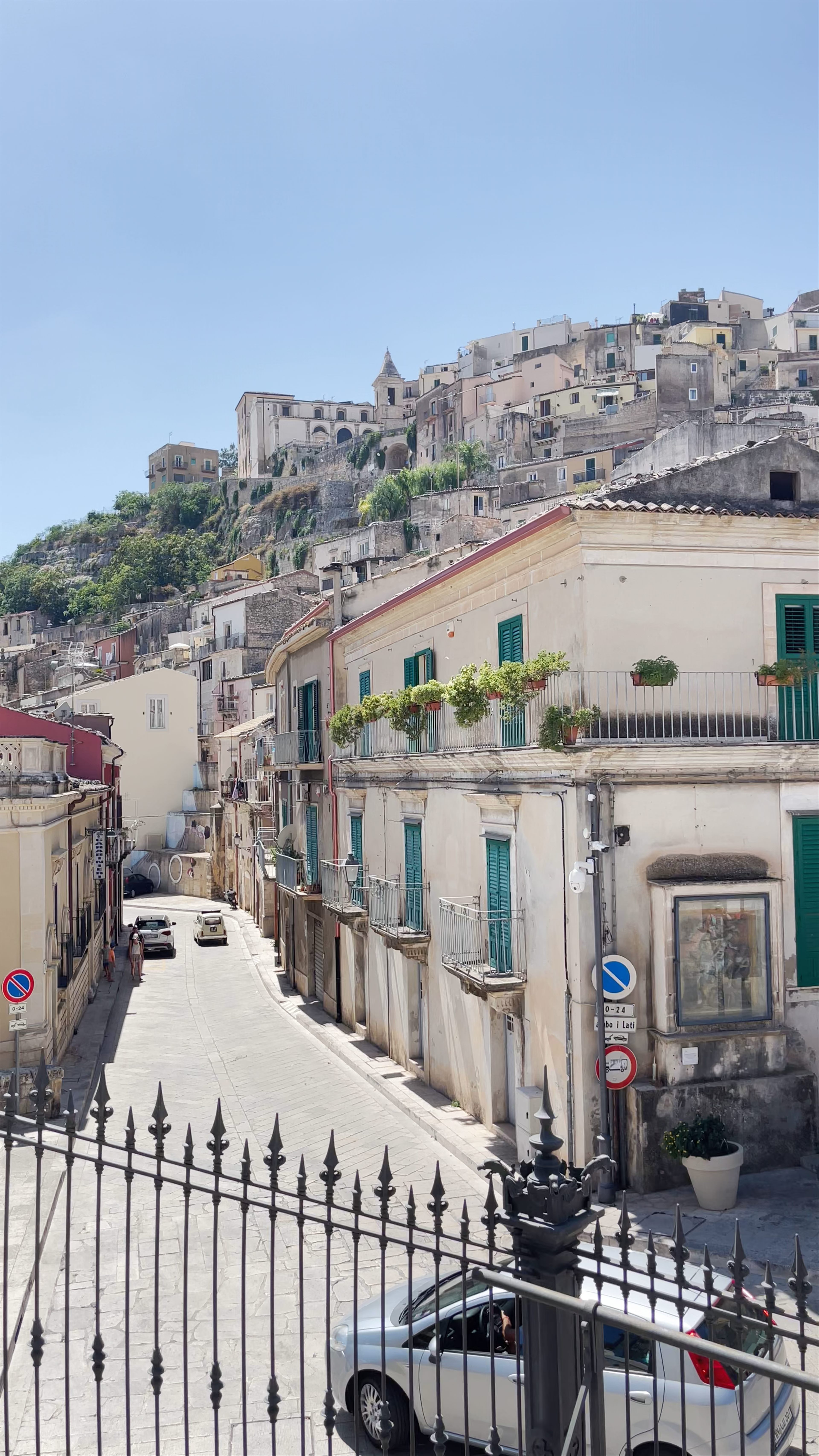 Chiesa delle Santissime Anime del Purgatorio and Historic Streets of Ragusa