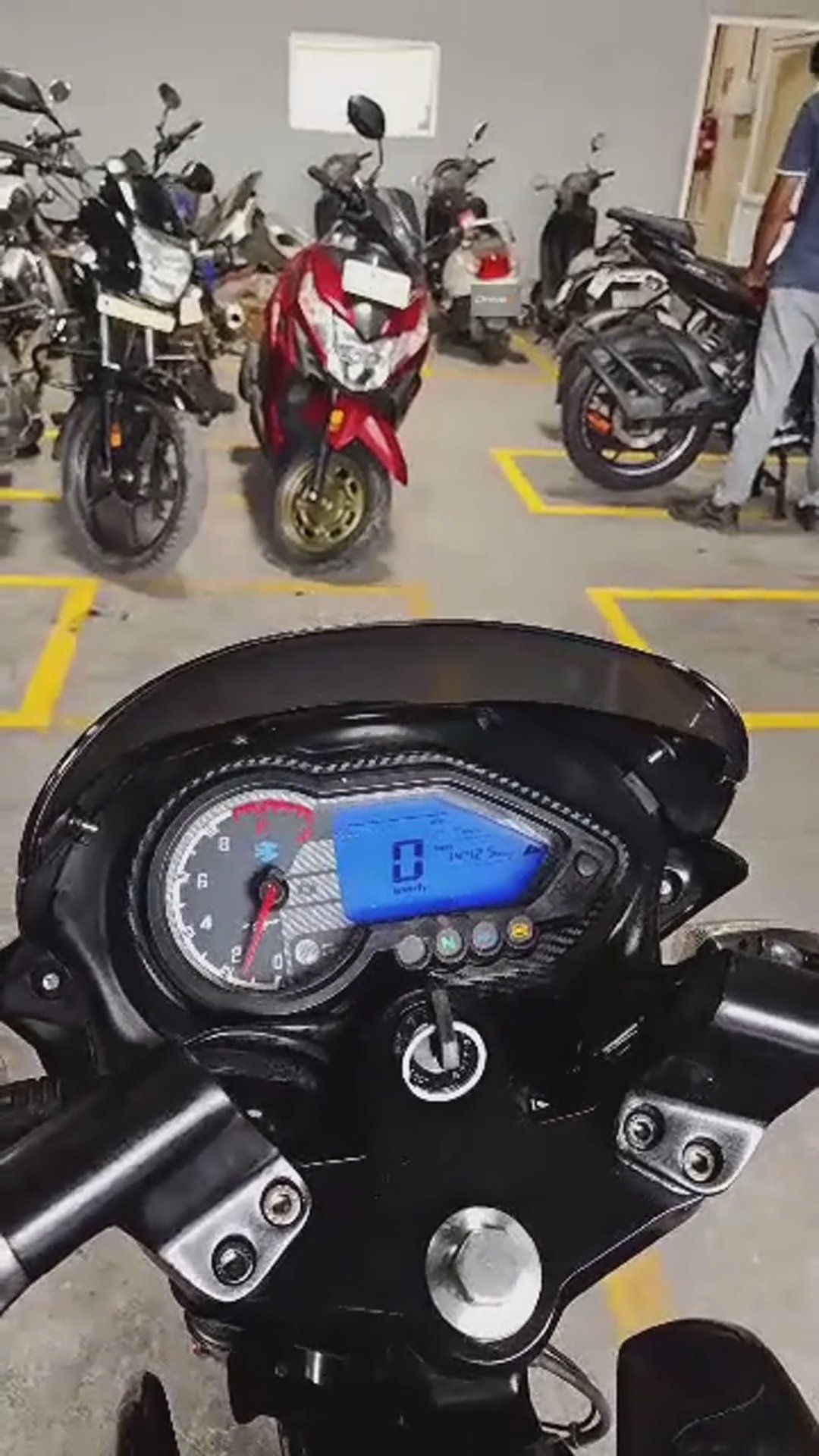 Walk-around video thumbnail