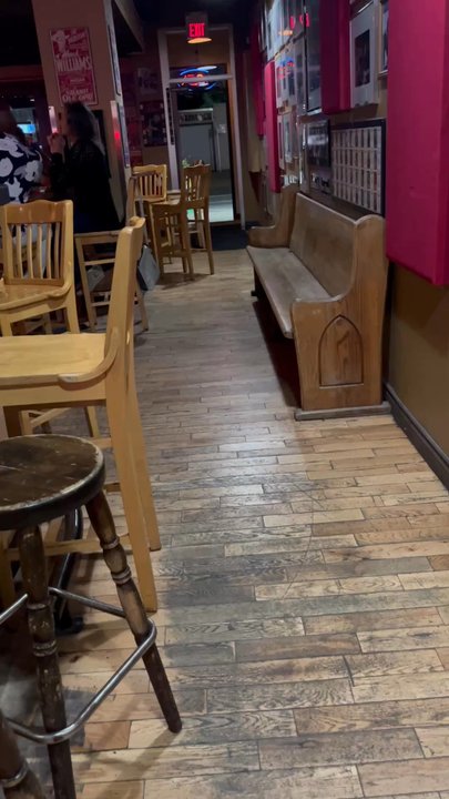 Mikey’s Juke Joint - Cool decor - Bars Near Me - Calgary, Alberta