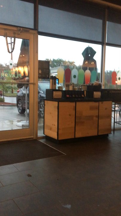 Starbucks - Coffee & Tea Near Me - Concord, New Hampshire