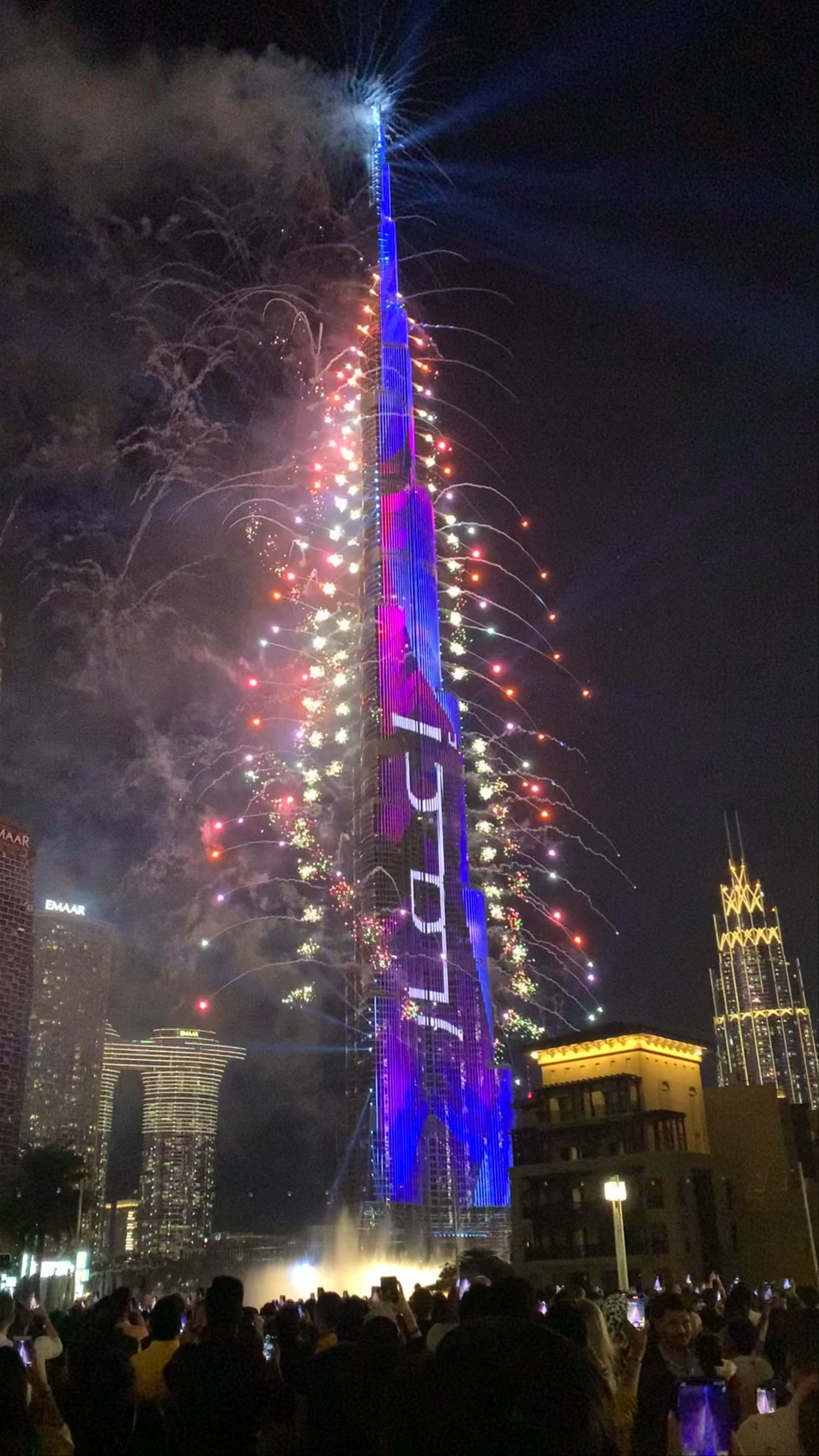 Burj Khalifa - Sheikh Mohammed bin Rashid Boulevard - Dubai - United Arab Emirates