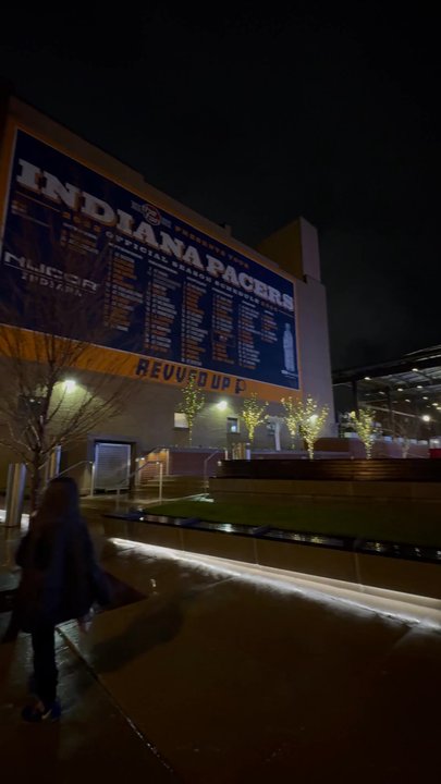 Bicentennial Plaza - Public Art Near Me - Indianapolis, Indiana