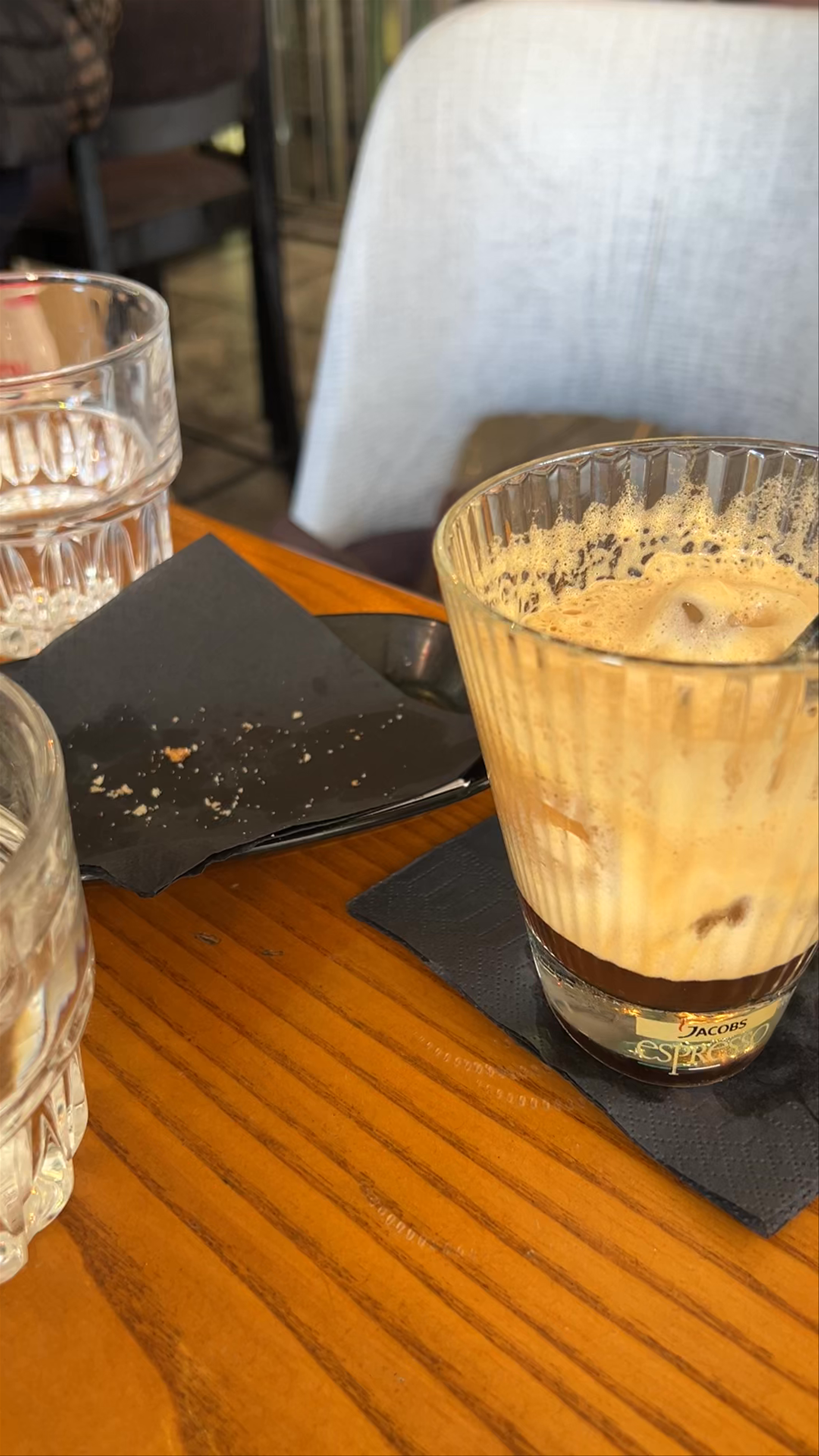 Boga Bar Vibes: Cozy Coffee Moments in Katerini, Greece
