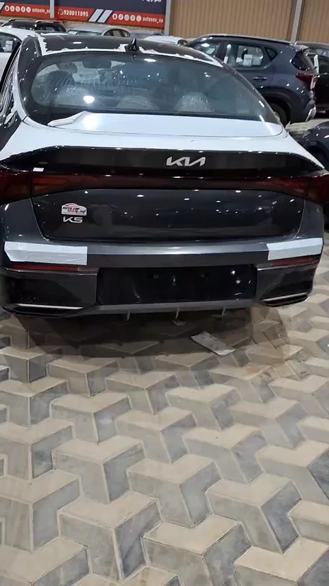 كيا K5 LX2 2025