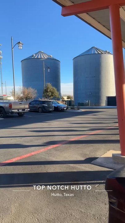 Top Notch - In the drive in area - Burgers Near Me - Hutto, Texas