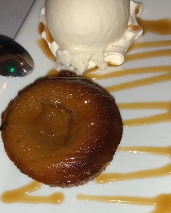 Carpaccio - Dulce de leche Soufflé - Italian Near Me - Bal Harbour, Florida