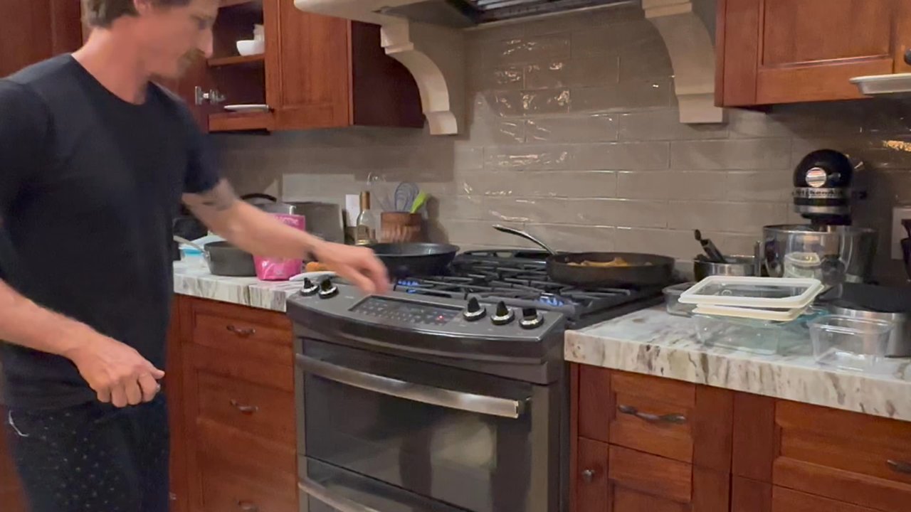 Finca Makaleha Kauai - Whipping up apple bananas foster -- before the big flame - Personal Chefs Near Me