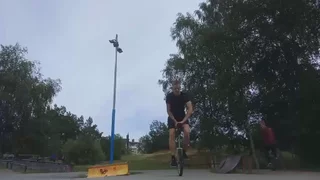 riu set: 360 to stand up wheel walk